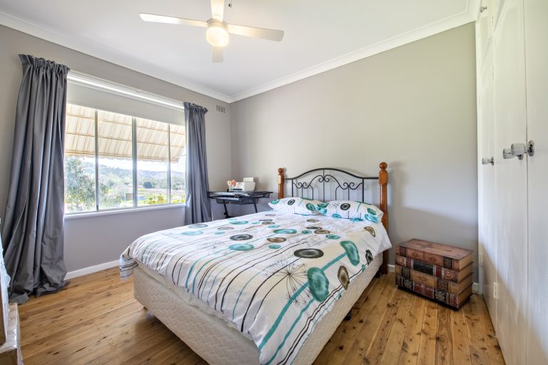 4 bedroom house at 47-49 Marsh Street, Wellington NSW 2820 - photo 11