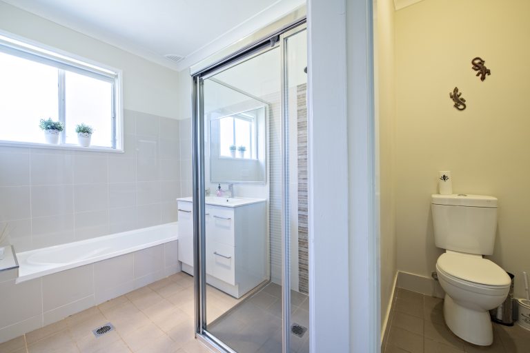 4 bedroom house at 47-49 Marsh Street, Wellington NSW 2820 - photo 12
