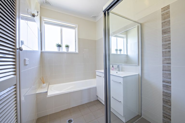 4 bedroom house at 47-49 Marsh Street, Wellington NSW 2820 - photo 13