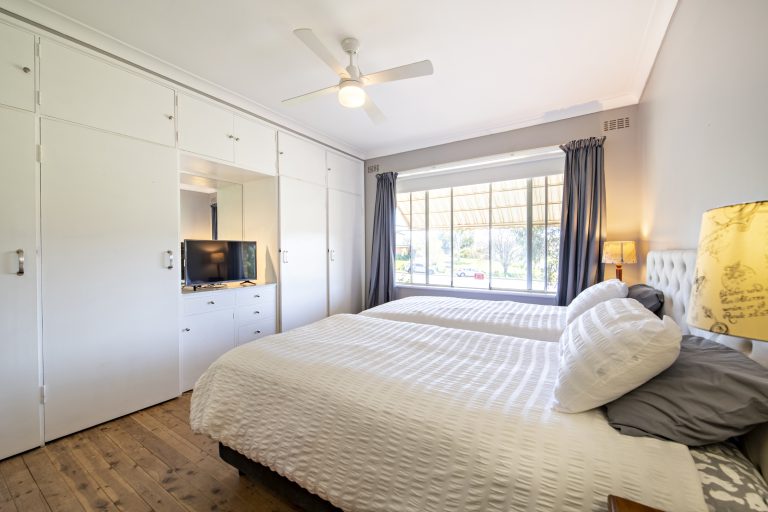 4 bedroom house at 47-49 Marsh Street, Wellington NSW 2820 - photo 9