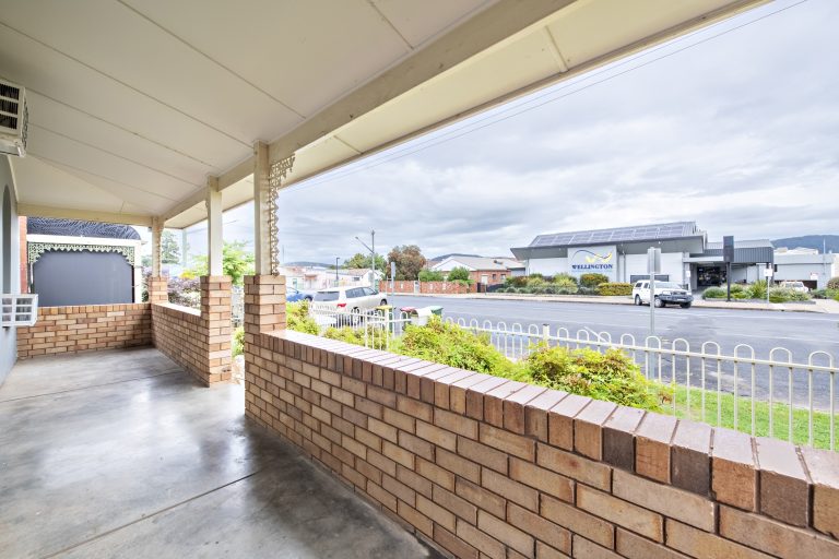 3 bedroom house at 78 Arthur Street, Wellington NSW 2820 - photo 3