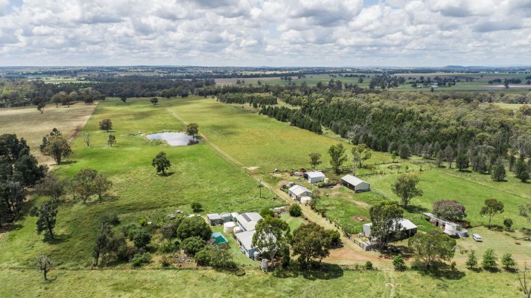 4 bedroom lifestyle property at 48L Obley Road, Dubbo NSW 2830