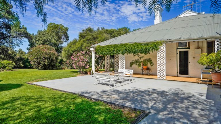 5 bedroom house at 392 Mitchell Highway, Wellington NSW 2820 - photo 18