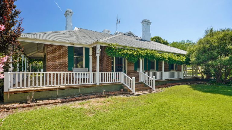 5 bedroom house at 392 Mitchell Highway, Wellington NSW 2820 - photo 21