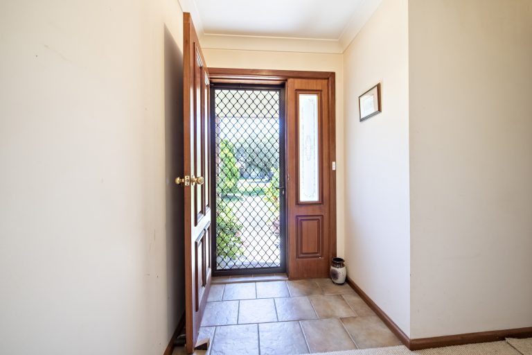 3 bedroom house at 33 Gipps Street, Wellington NSW 2820 - photo 5