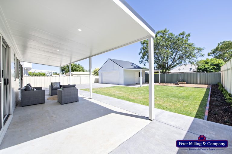4 bedroom house at 14 Tamworth Street, Dubbo NSW 2830 - photo 16