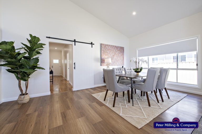 4 bedroom house at 14 Tamworth Street, Dubbo NSW 2830 - photo 5