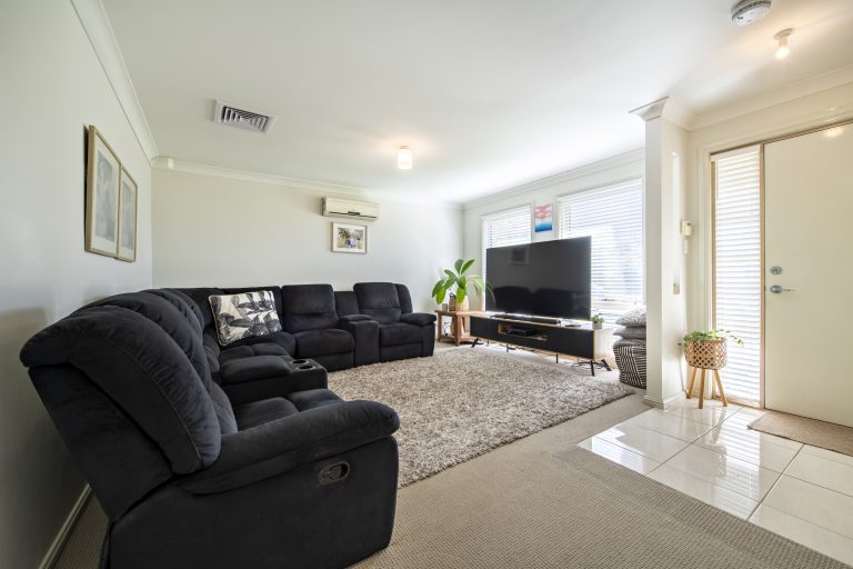 4 bedroom house at 16 King Street, Wellington NSW 2820 - photo 7