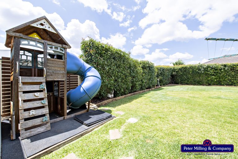 4 bedroom house at 7 Cobbity Avenue, Dubbo NSW 2830 - photo 11
