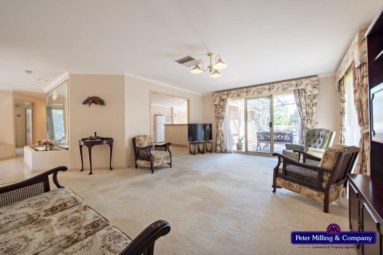 5 bedroom house at 3 Greenslopes Court, Dubbo NSW 2830 - photo 5
