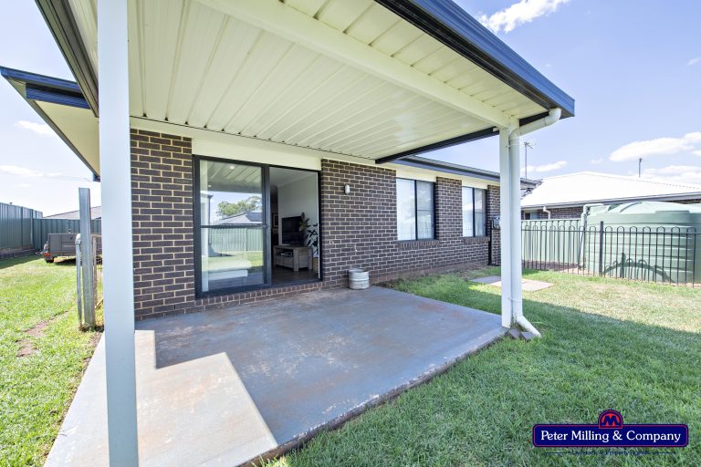4 bedroom house at 52 Linda Drive, Dubbo NSW 2830 - photo 12