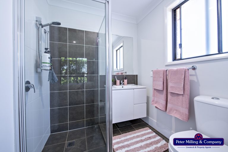 4 bedroom house at 52 Linda Drive, Dubbo NSW 2830 - photo 3
