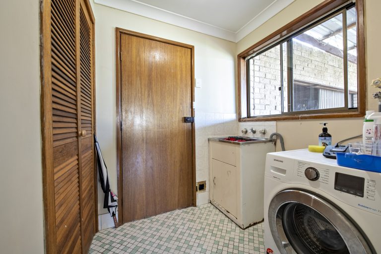 4 bedroom house at 34 Whiteley Street, Wellington NSW 2820 - photo 12