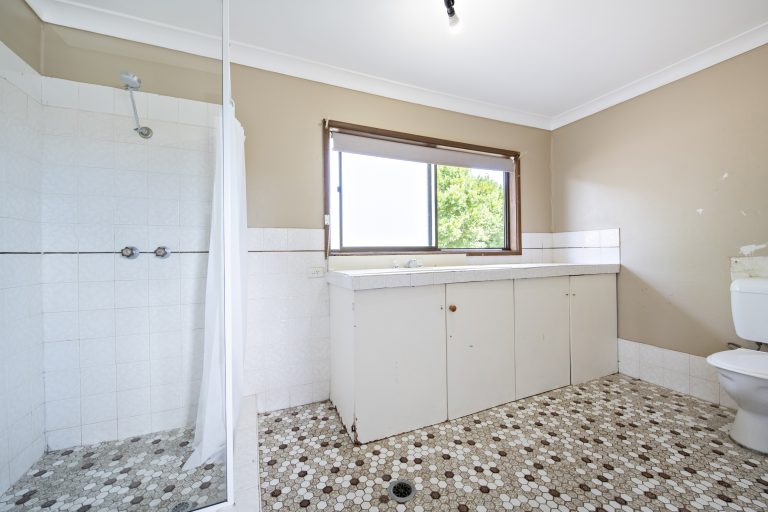 4 bedroom house at 34 Whiteley Street, Wellington NSW 2820 - photo 15