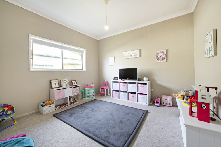 4 bedroom house at 34 Whiteley Street, Wellington NSW 2820 - photo 9