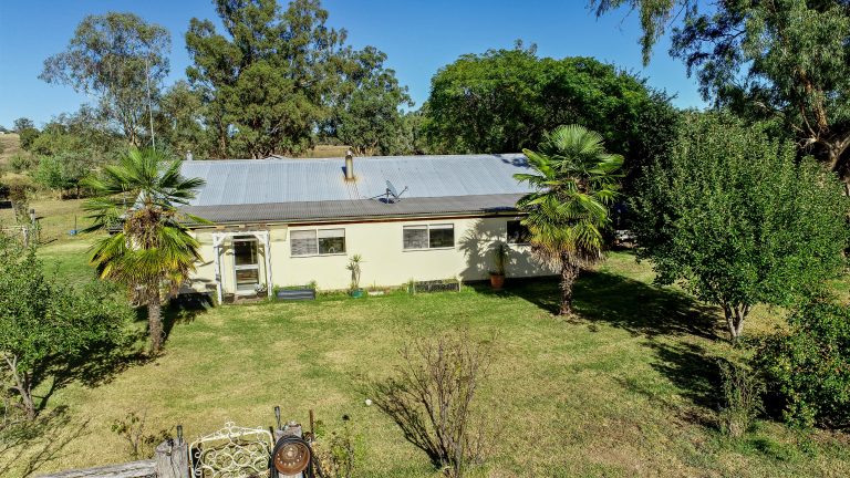 3 bedroom lifestyle property at 434 Curra Creek Road, Wellington NSW 2820 - photo 2