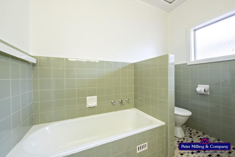 3 bedroom house at 21 Roycox Crescent, Dubbo NSW 2830 - photo 8