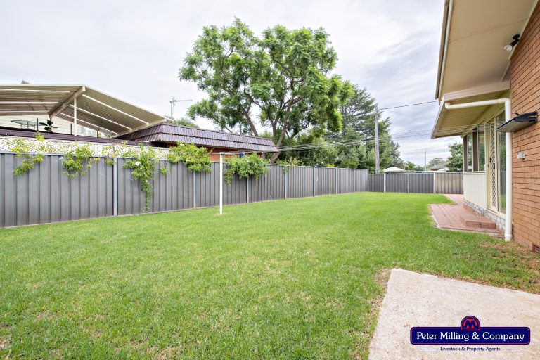 3 bedroom house at 21 Roycox Crescent, Dubbo NSW 2830 - photo 10