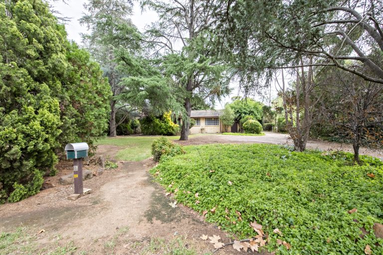 4 bedroom house at 26-28 Montefiores Street, Wellington NSW 2820 - photo 2