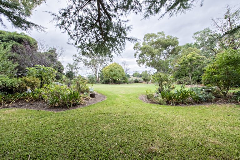 4 bedroom house at 26-28 Montefiores Street, Wellington NSW 2820 - photo 19