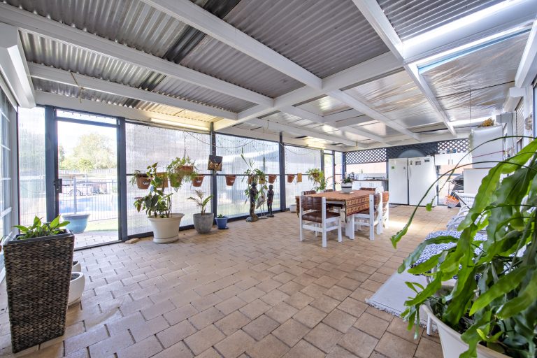6 bedroom house at 10 Marsh Street, Wellington NSW 2820 - photo 18