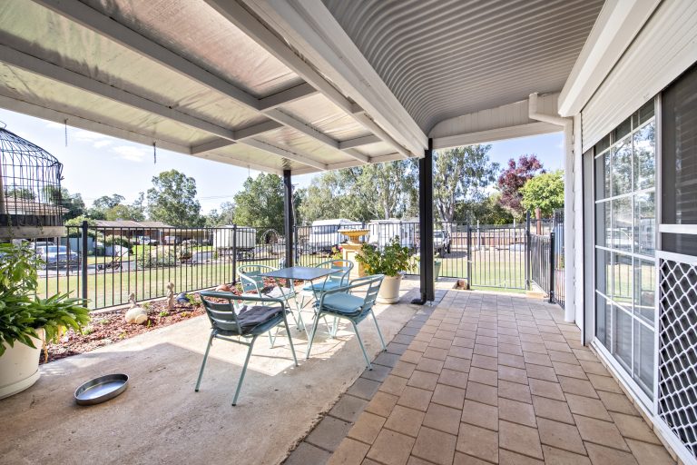 6 bedroom house at 10 Marsh Street, Wellington NSW 2820 - photo 24