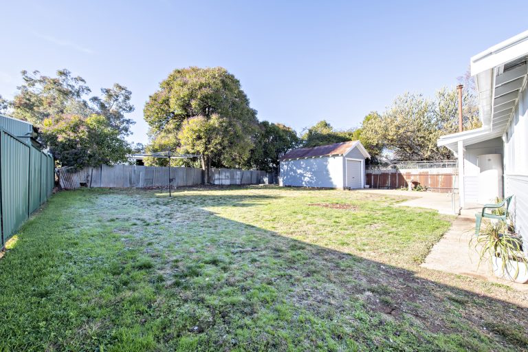 3 bedroom house at 206 Percy Street, Wellington NSW 2820 - photo 18