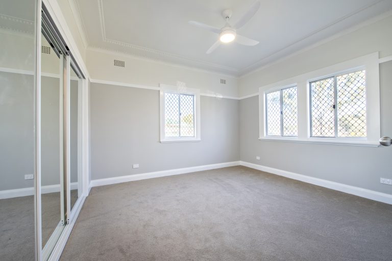 3 bedroom house at 206 Percy Street, Wellington NSW 2820 - photo 5