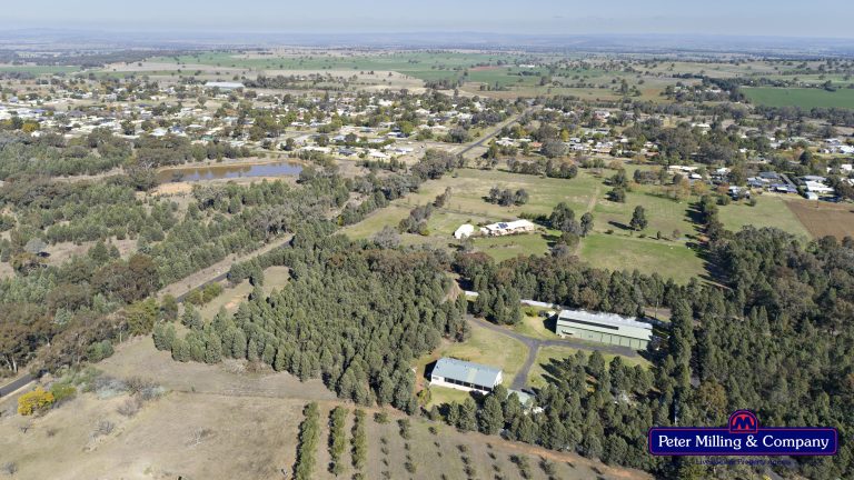 5 bedroom house at 10 Werrigal Street, Wongarbon NSW 2831 - photo 25