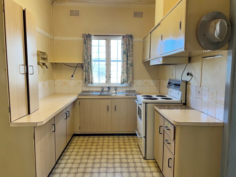 2 bedroom house at 20-22 Parkes Street, Wellington NSW 2820 - photo 2
