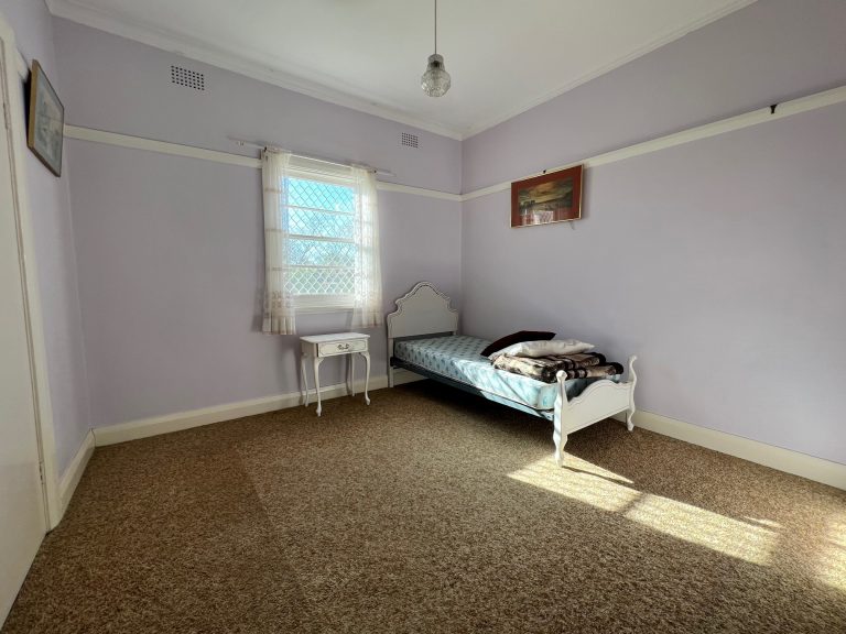 2 bedroom house at 20-22 Parkes Street, Wellington NSW 2820 - photo 7