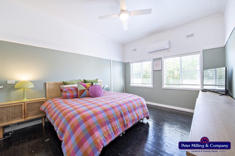 3 bedroom house at 106 Fourth Avenue, Narromine NSW 2821 - photo 8