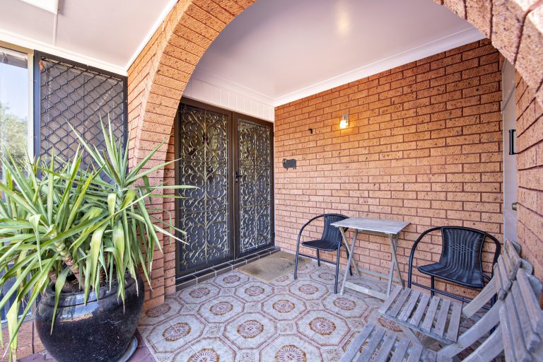 4 bedroom house at 30 Jean Street, Wellington NSW 2820 - photo 3