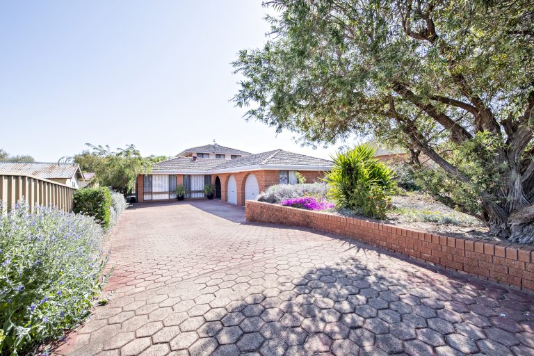 4 bedroom house at 30 Jean Street, Wellington NSW 2820
