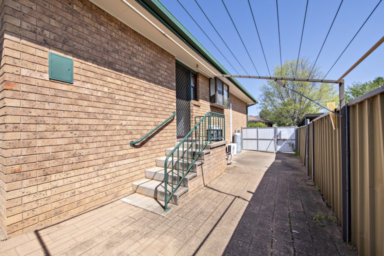 2 bedroom house at 1/59 Whiteley Street, Wellington NSW 2820 - photo 12
