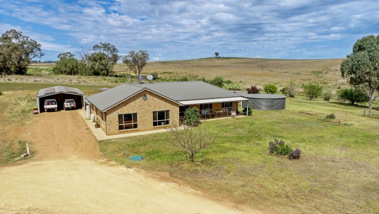 Lifestyle property at 487 Bennetts Road, Wellington NSW 2820 - photo 6