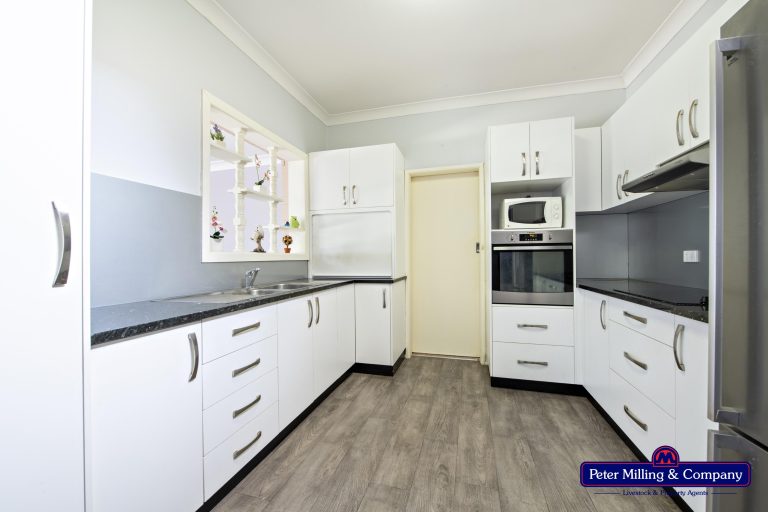 3 bedroom house at 65 North Street, Dubbo NSW 2830 - photo 5