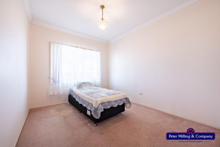 3 bedroom house at 65 North Street, Dubbo NSW 2830 - photo 8