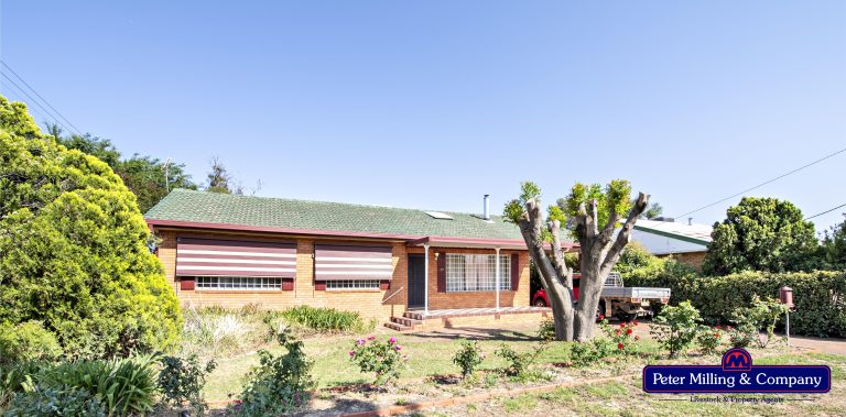 3 bedroom house at 65 North Street, Dubbo NSW 2830