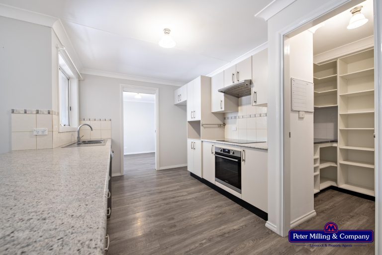 3 bedroom house at 11 Jacqueline Drive, Dubbo NSW 2830 - photo 8
