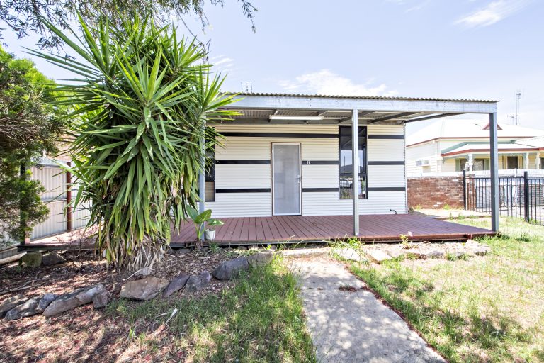 4 bedroom house at 6 Railway Avenue, Wellington NSW 2820 - photo 2
