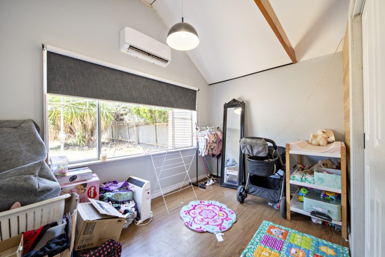 4 bedroom house at 6 Railway Avenue, Wellington NSW 2820 - photo 15