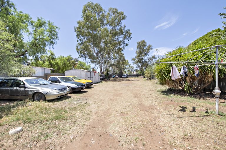 4 bedroom house at 6 Railway Avenue, Wellington NSW 2820 - photo 16