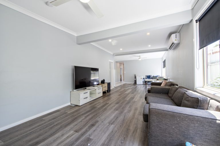 4 bedroom house at 6 Railway Avenue, Wellington NSW 2820 - photo 9