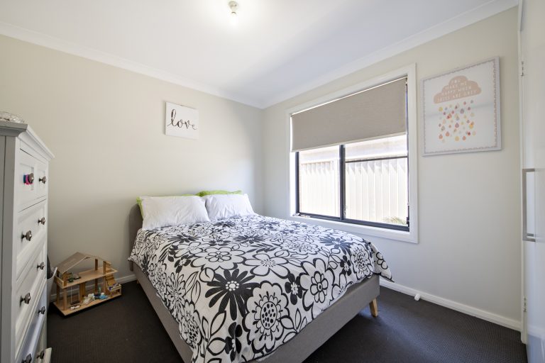 4 bedroom house at 10 King Street, Wellington NSW 2820 - photo 7