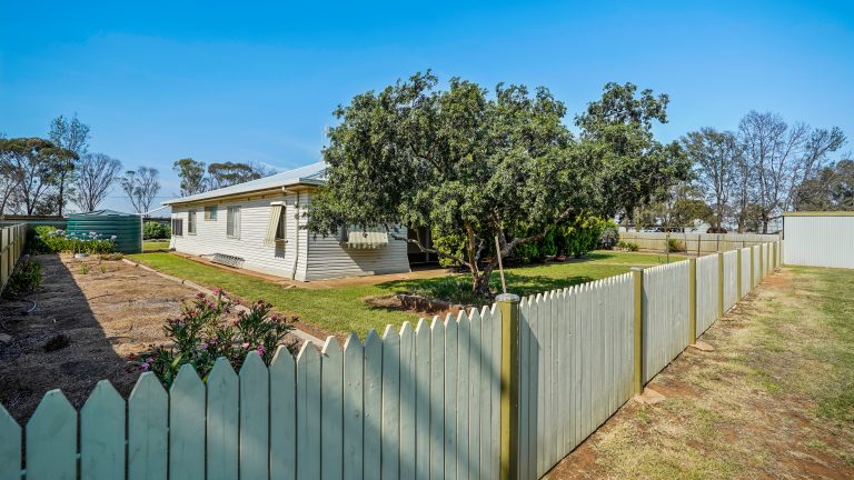 4 bedroom mixed farming property at 490 Pinedene Road, Narromine NSW 2821 - photo 21