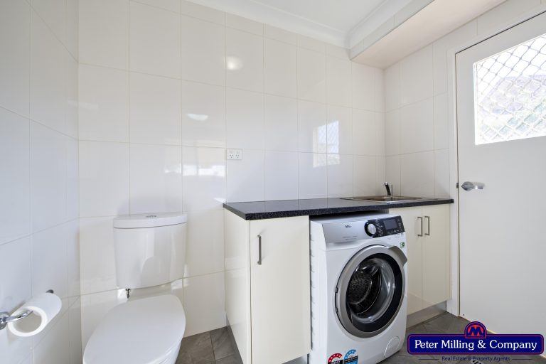 3 bedroom house at 5 Grevillea Close, Dubbo NSW 2830 - photo 6
