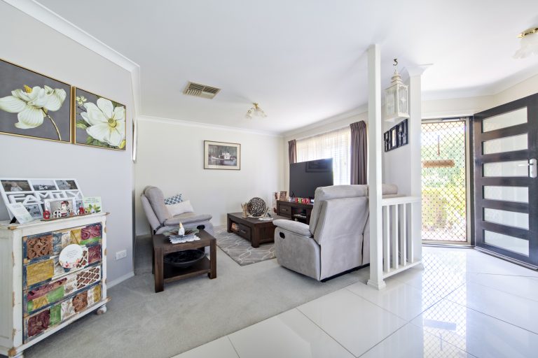 4 bedroom house at 3 Casuarina Close, Wellington NSW 2820 - photo 4
