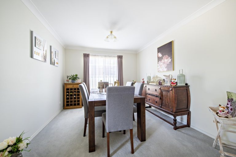 4 bedroom house at 3 Casuarina Close, Wellington NSW 2820 - photo 5