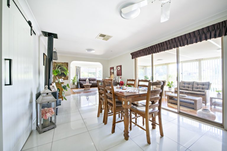 4 bedroom house at 3 Casuarina Close, Wellington NSW 2820 - photo 8